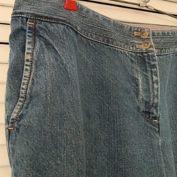 J. Jill Genuine Fit Below Waist Crop Jeans size 8 - Picture 3 of 9